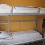 Dam 2* 암스테르담