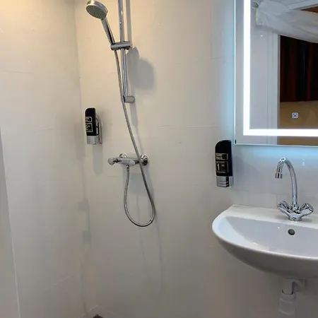 Hotel Budget Dam